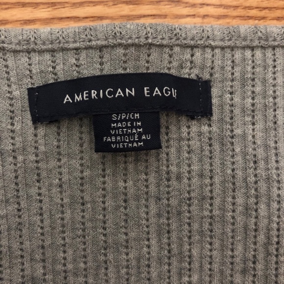 AE cropped tank - Picture 3 of 4